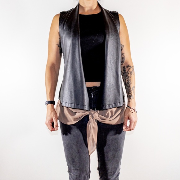 Black Faux Leather Vest - Picture 2 of 10